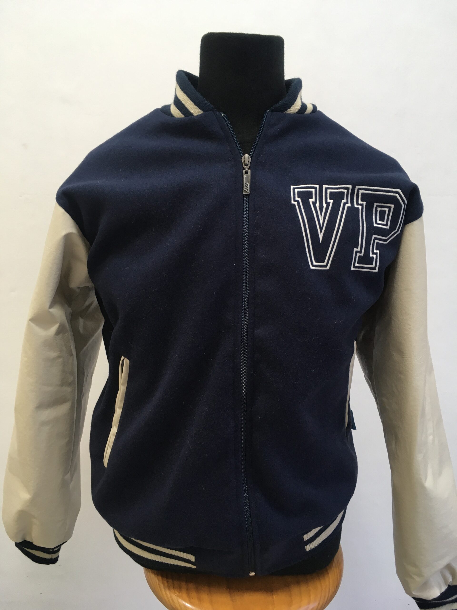 Art. 2170 Campera Universitaria paño y cuero frd mic polar